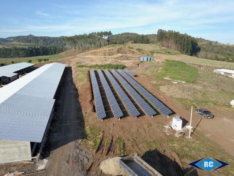 Sindicato dos Bancários instala painéis fotovoltaicos na sede campestre -  Diário do Vale