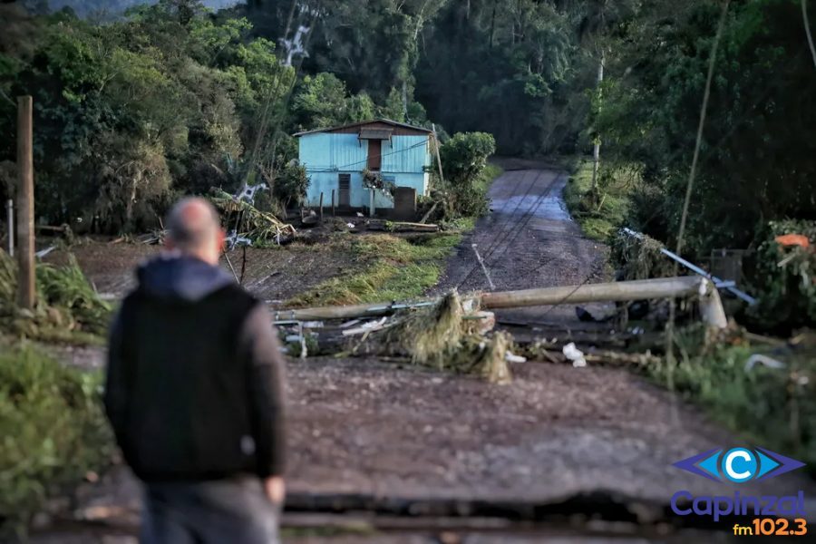 Rádio Capinzal Sobe Para 46 O Número De Mortos Após Passagem De Ciclone No Rs 25 Mil Estão 