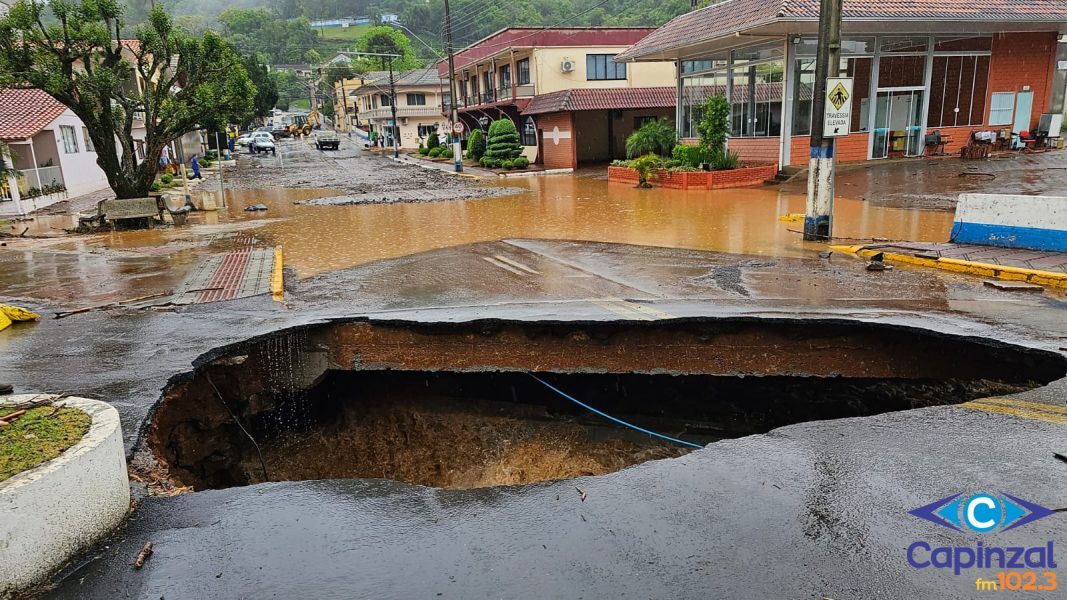 Rádio Capinzal - Enxadristas de Lacerdópolis disputam o IX Floripa