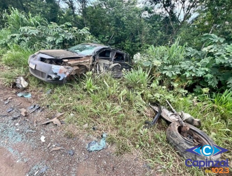 Acidente entre três veículos deixa cinco pessoas feridas no Oeste de Santa Catarina