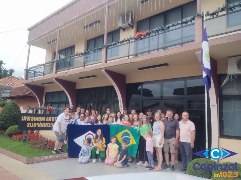 Rádio Capinzal - Enxadrista de Lacerdópolis é vice-campeã dos