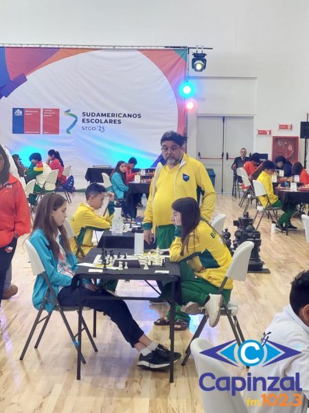 Rádio Capinzal - Enxadrista de Lacerdópolis conquista medalha de bronze no  Campeonato Sul-americano Escolar no Chile