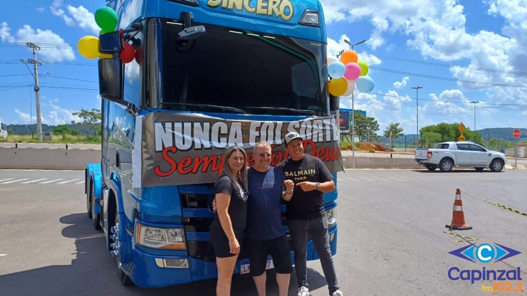 Capinzalense recebe caminhão avaliado em R$ 700 mil através de sorteio online
