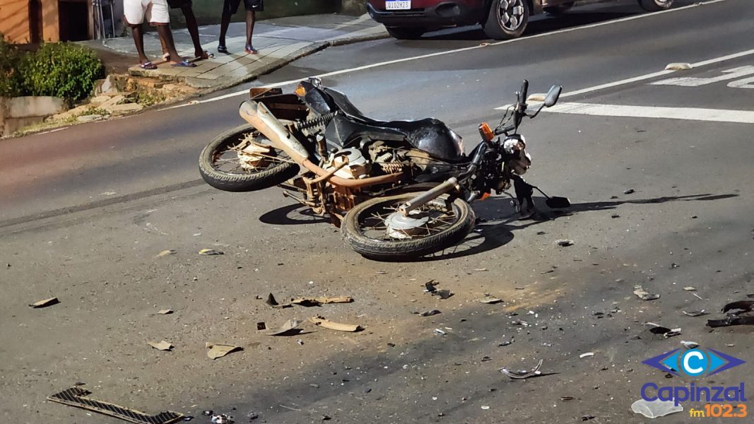Colisão entre carro e moto deixa jovem ferido na serra de Capinzal