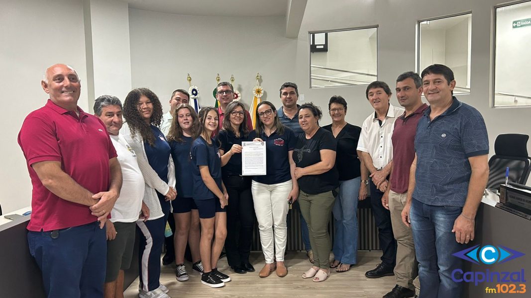 Vereadores de Capinzal aprovam moção da aplauso pelos 24 anos da Escola Dr. Vilson Pedro Kleinubing
