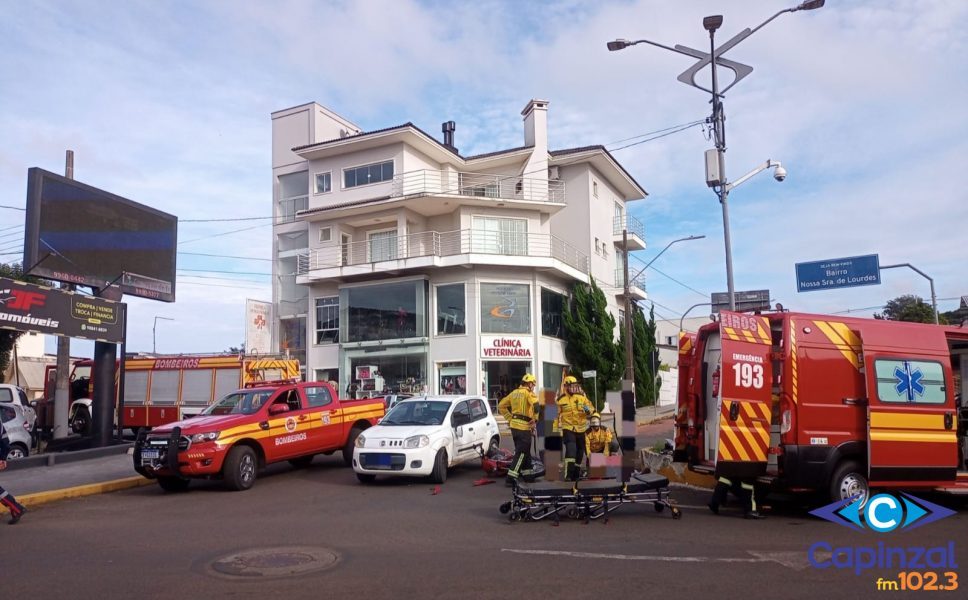 Colisão entre carro e moto deixa homem ferido em Campos Novos