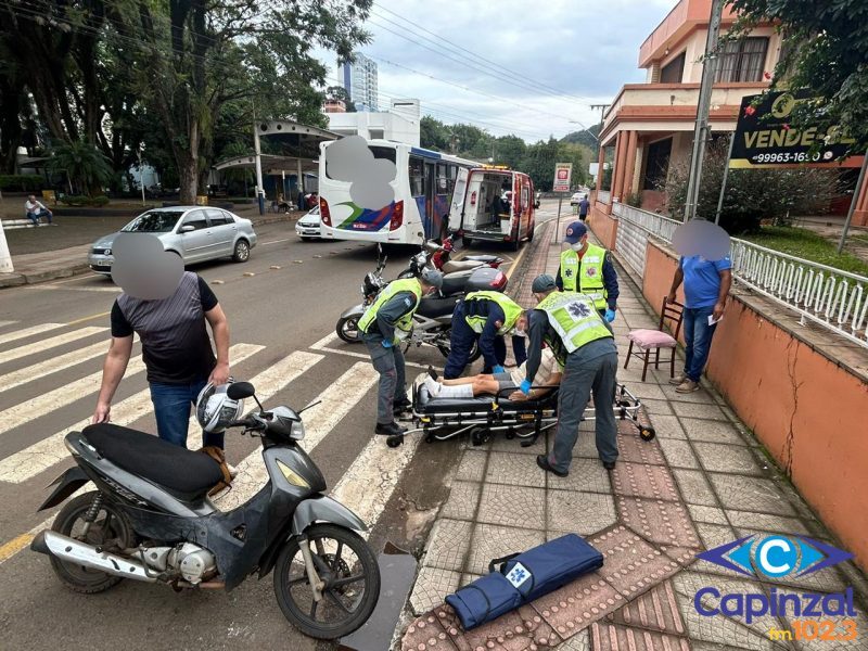 Colisão entre motos deixa mulher ferida no centro de Capinzal