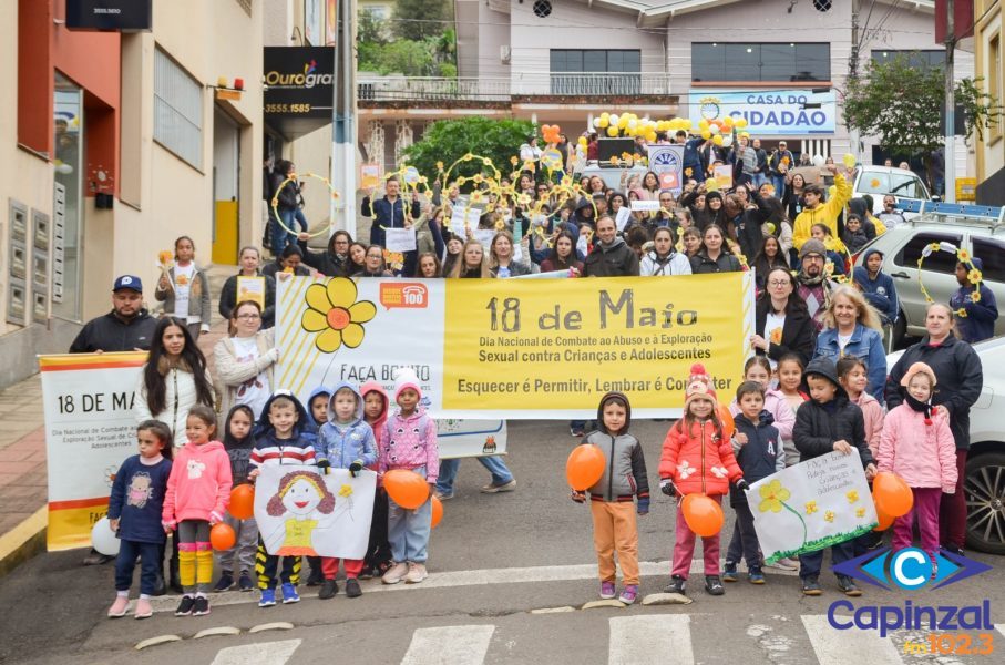Maio Laranja: Escolas de Capinzal participam de caminhada em alusão ao combate do abuso sexual infantil