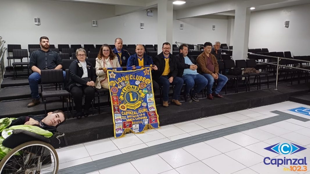 Vereadores de Capinzal homenageiam Lions Clube de Capinzal e Ouro pelos 32 anos de serviço voluntário