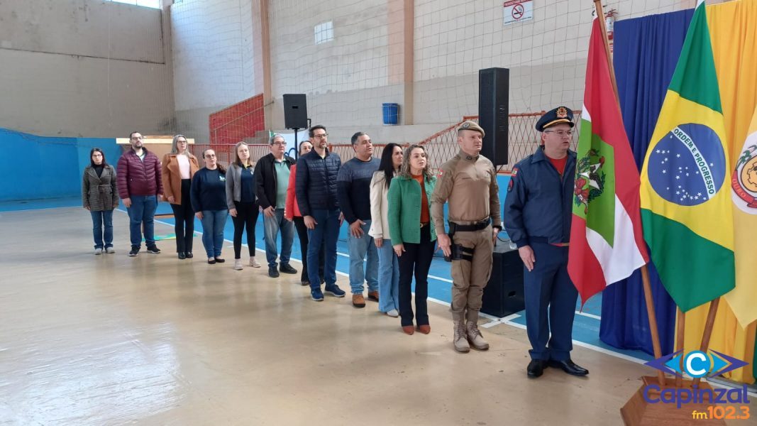 Ouro realiza Ato Cívico em comemoração à Independência do Brasil