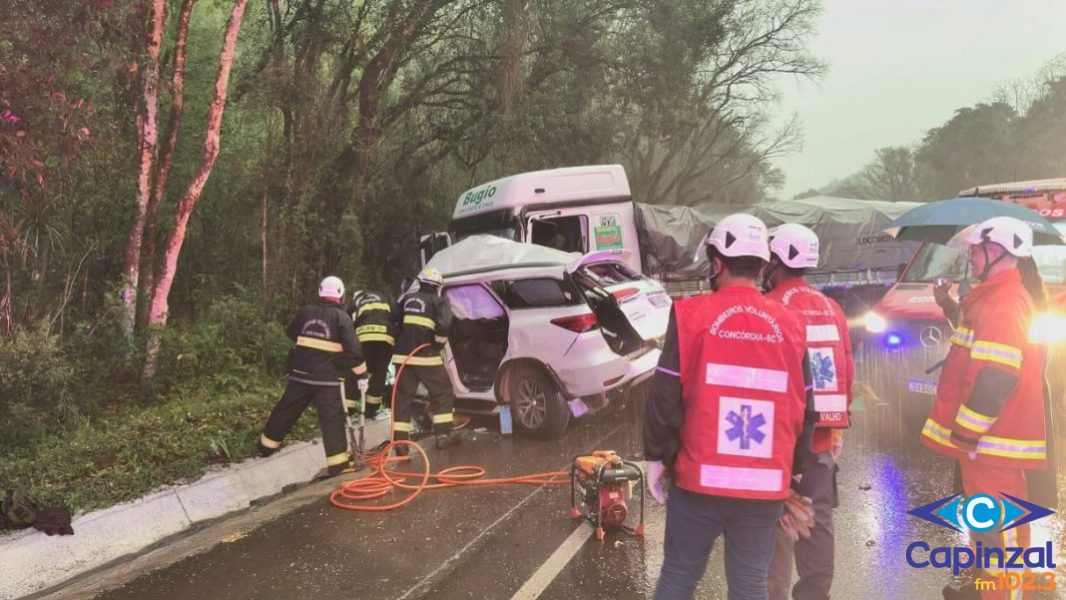 Duas pessoas morrem após acidente de trânsito em Concórdia