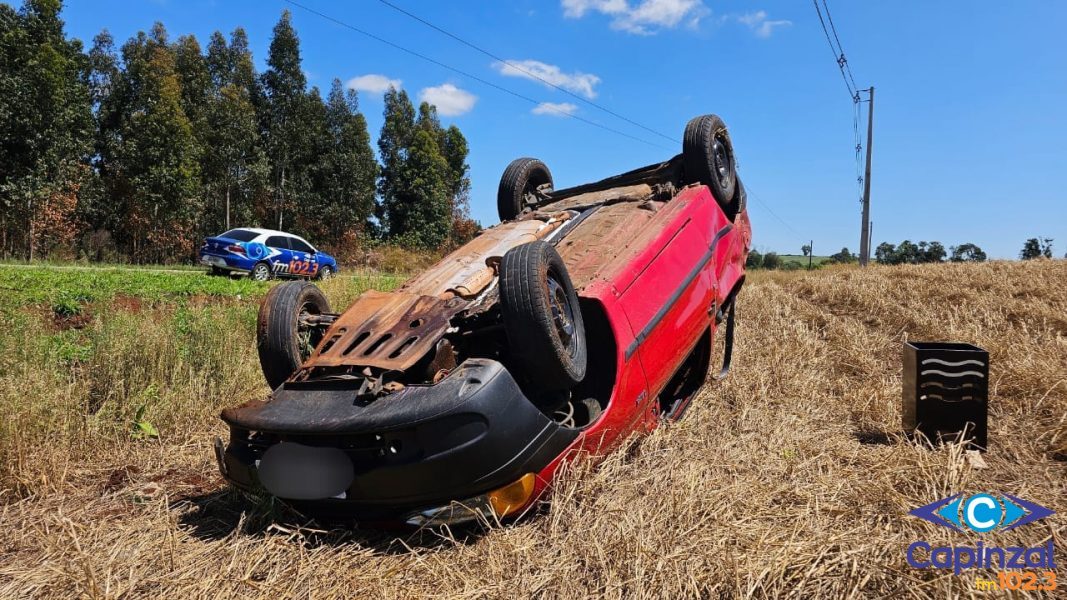 Veículo sai da pista e capota na SC-390 entre Zortéa e Campos Novos