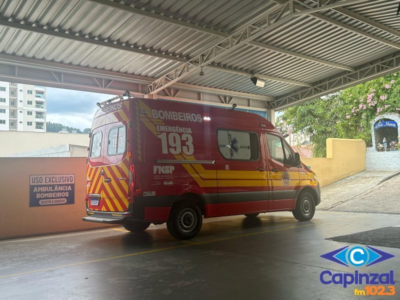 Adolescente fica ferido após colidir com poste enquanto descia morro de bicicleta em Capinzal
