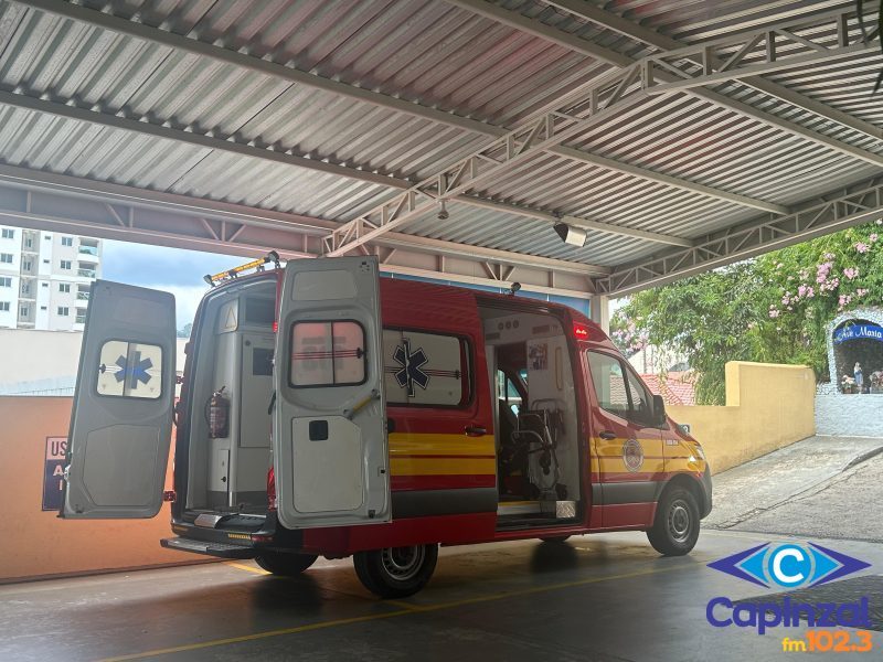 Bombeiros resgatam homem ferido após queda de motoneta em Capinzal