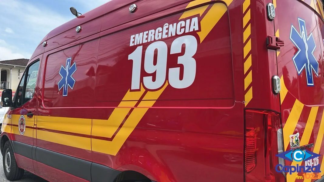 Homem que feriu o olho durante corte de lenha é socorrido pelos Bombeiros em Capinzal