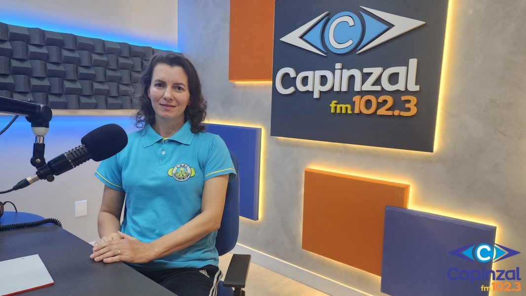 No Dia do Pedagogo, educadora relembra sua trajetória em entrevista e reforça: “a pedagogia não é brincadeira”