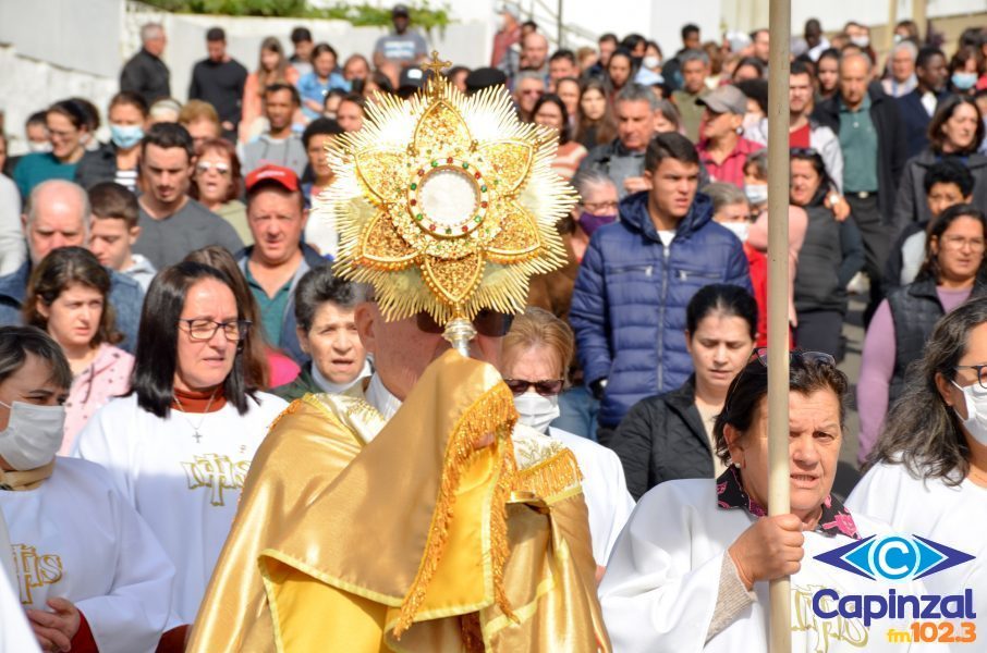 Celebração de Corpus Christi será nesta quinta-feira com Missa, procissão e tapetes decorativos em Capinzal e Ouro