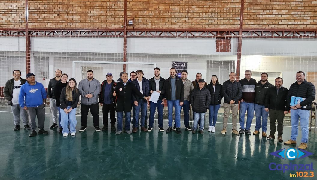 Prefeitura de Capinzal assina ordem de serviço para pavimentação da Rua Ermelinda Debastiani Thomazoni, no Loteamento Lar Imóveis