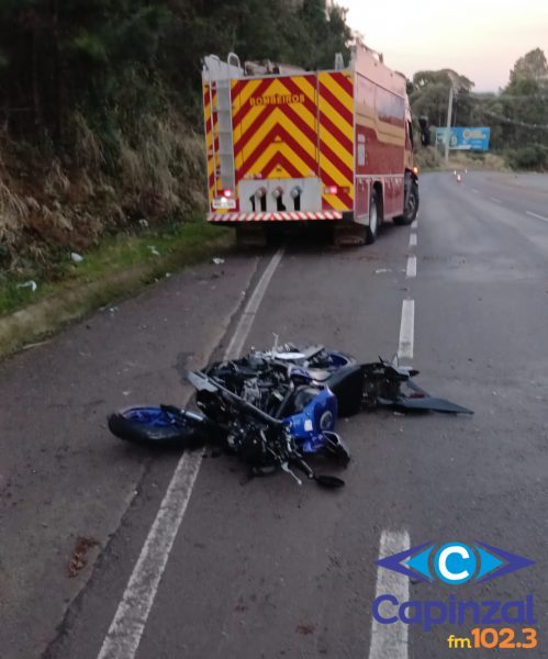Motociclista de 19 anos morre após atropelar jovem na SC-135