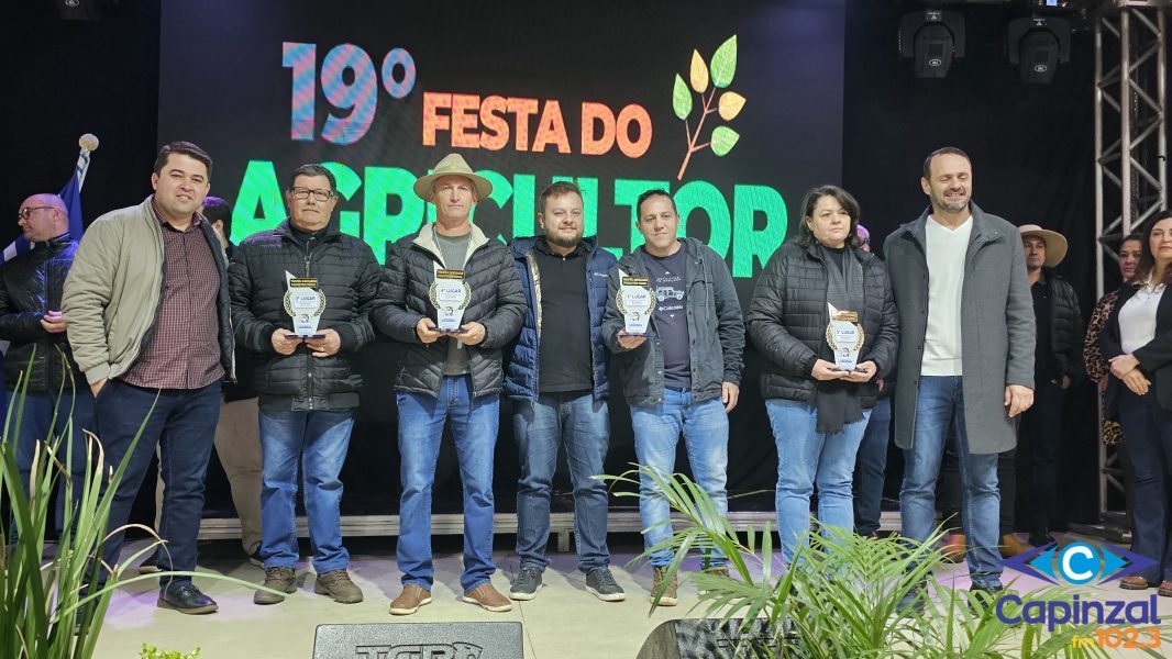 Festa do Agricultor de Capinzal premia 55 produtores rurais com o Troféu Destaque Econômico