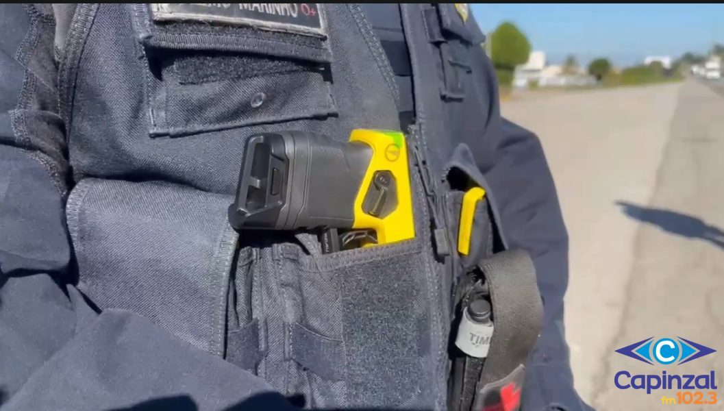 PRF de SC adota nova geração de armas elétricas para abordagens com maior segurança