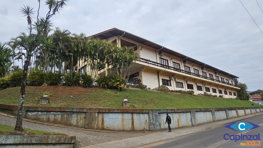 Professores da rede municipal de Capinzal poderão realizar hora-atividade fora da escola a partir de agosto