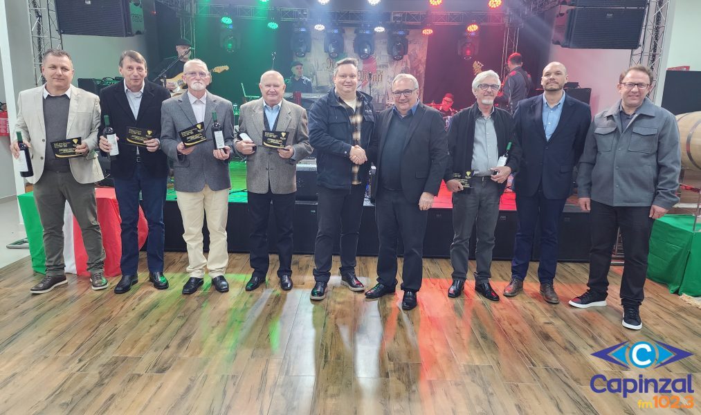 Ateneu Clube celebra 81 anos com retomada do Baile Italiano e posse da nova diretoria