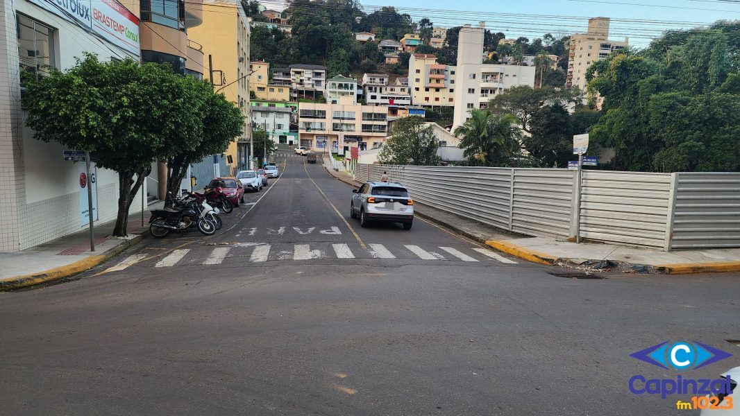 Rua Dona Maria Angélica Almeida terá sentido único a partir de segunda-feira para teste de fluidez no trânsito