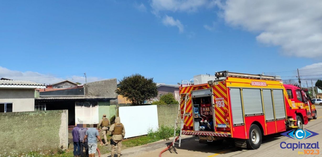 Residência é atingida por incêndio em Fraiburgo