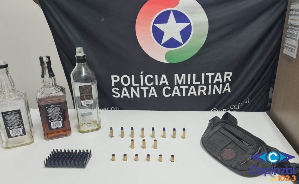 PM encontra menores ingerindo álcool com adultos em Xaxim e apreende munições