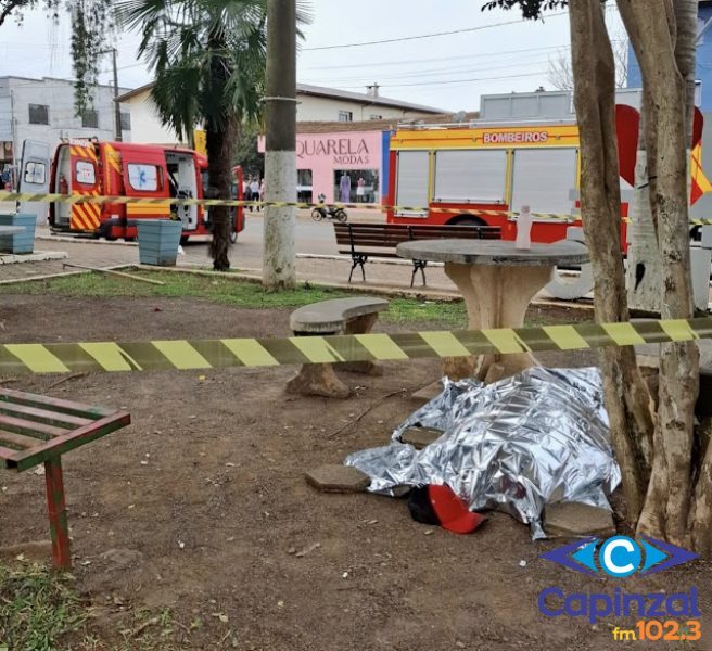 Homem é morto a facadas no centro de Monte Carlo