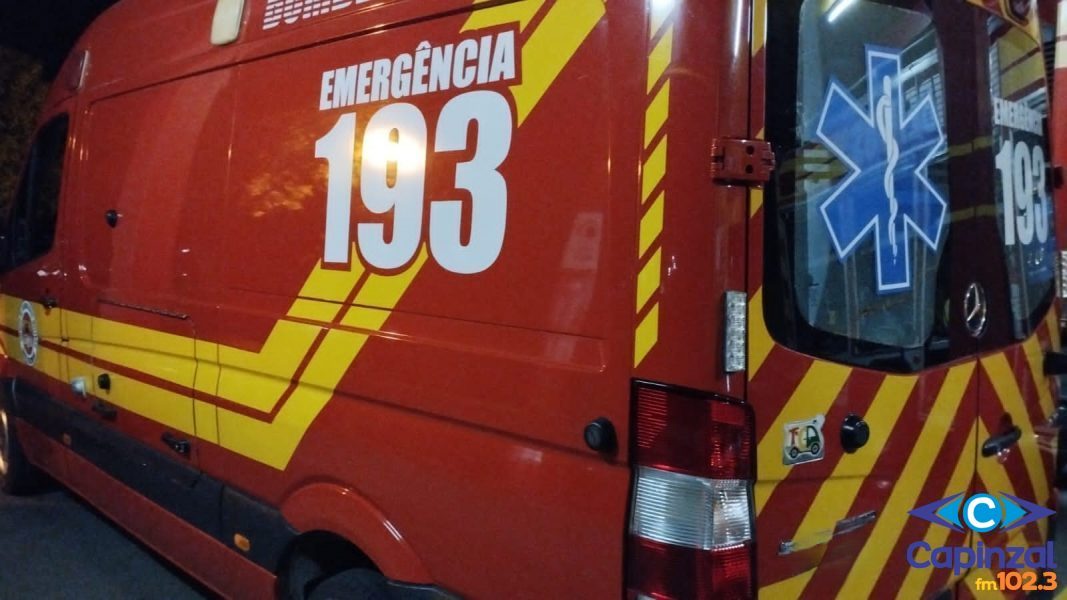 Homem é atendido pelos bombeiros após relatar agressão em Ouro