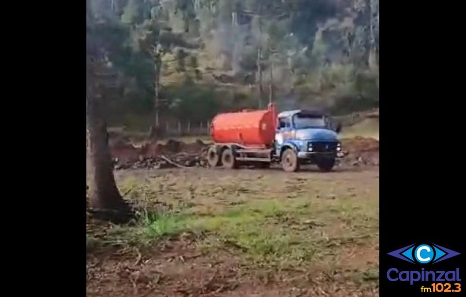 Polícia Ambiental investiga denúncia de descarte irregular de resíduos por caminhão da prefeitura em Ponte Serrada