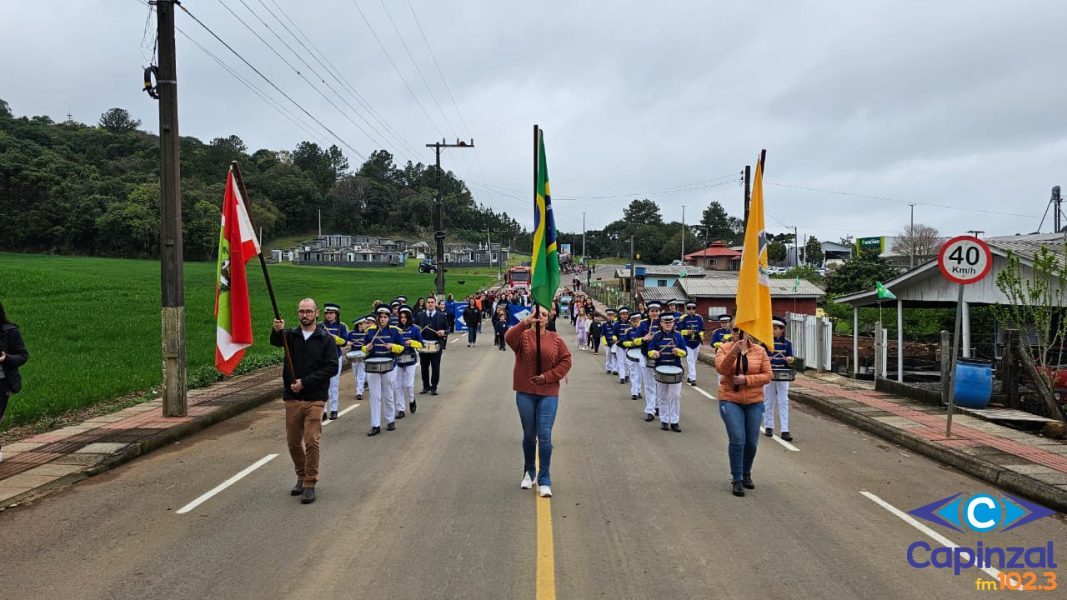 Desfile Cívico marca celebração da Independência do Brasil no Distrito de Santa Lúcia