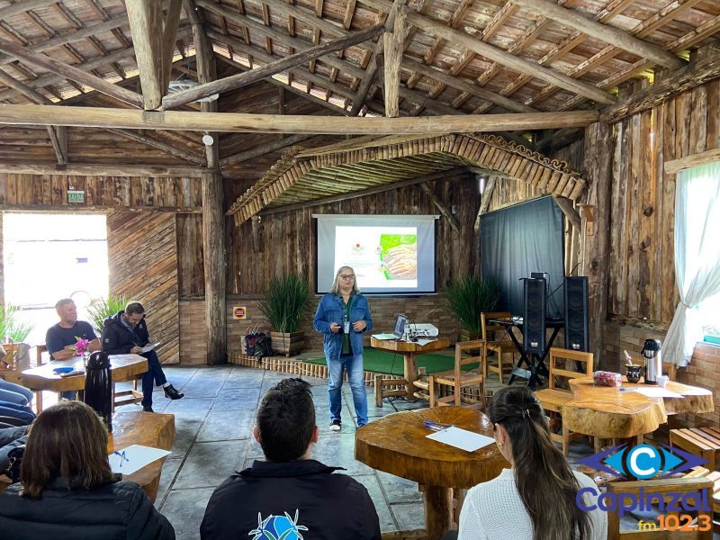 Curso de Turismo da Epagri avança com quarto encontro em Ouro