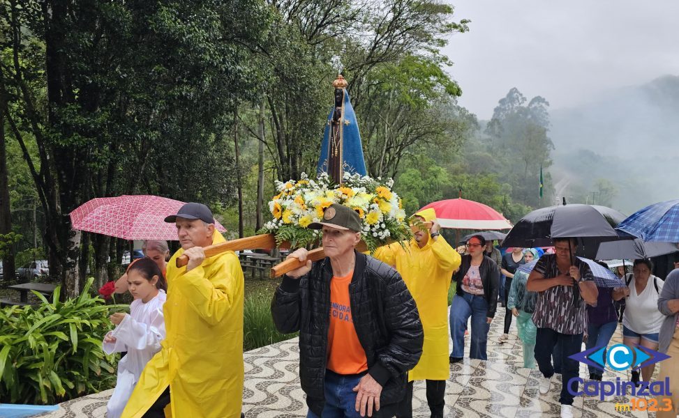 Fé e devoção marcam a festa em honra a Nossa Senhora Aparecida na comunidade de Linha Sul
