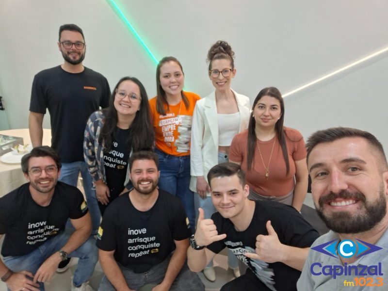 Inspiração e Protagonismo: Núcleo de Jovens Empreendedores realiza edição especial do “Fala Jovem” em outubro