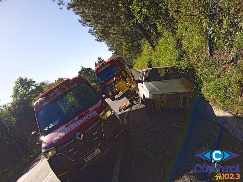 Motorista fica ferido após saída de pista na BR-282 em Catanduvas