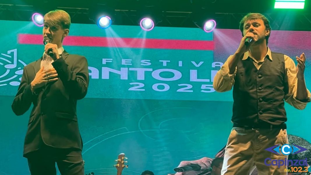 Dupla de Capinzal conquista o primeiro lugar no Festival Canto Livre em Concórdia