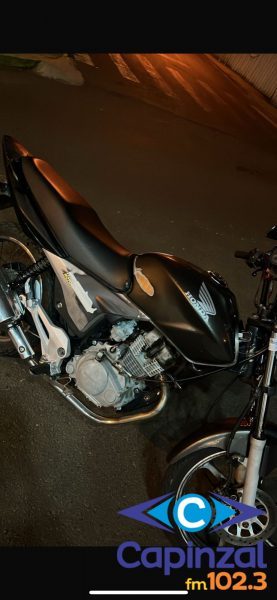 Motocicleta é furtada no centro de Piratuba em frente a pizzaria