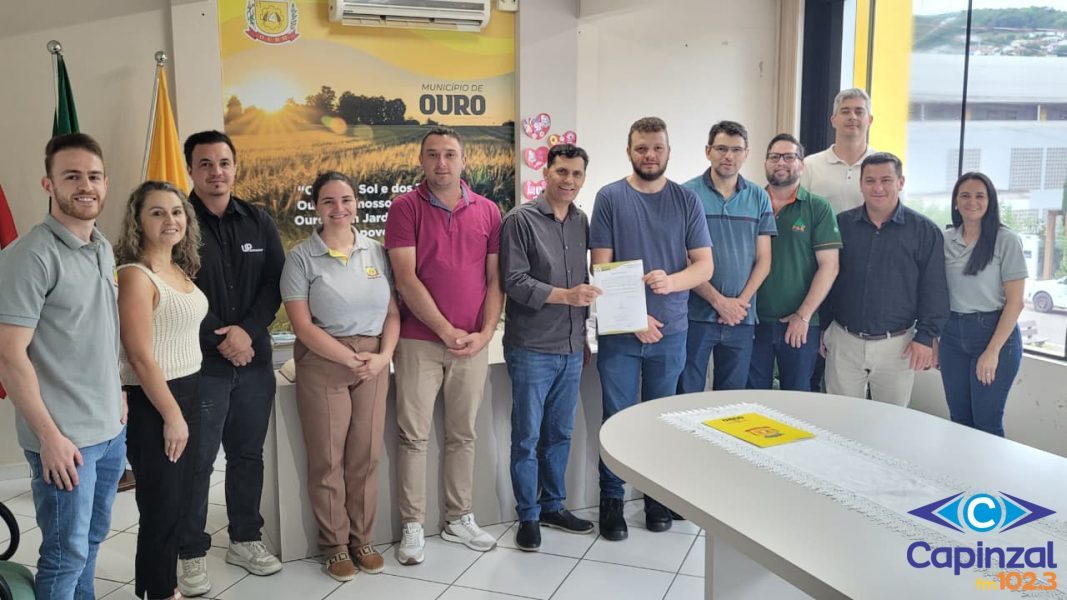 Assinada a ordem de serviço para nova etapa da reforma e a ampliação do Centro de Eventos Caravaggio