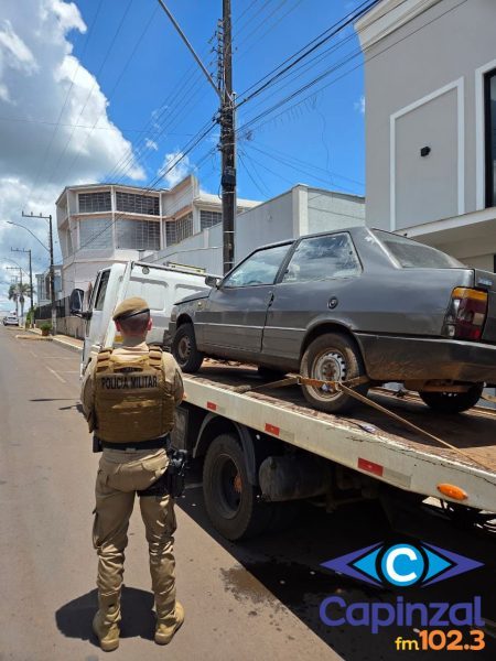 PM apreende carro com R$ 15 mil em débitos no Centro de Xanxerê