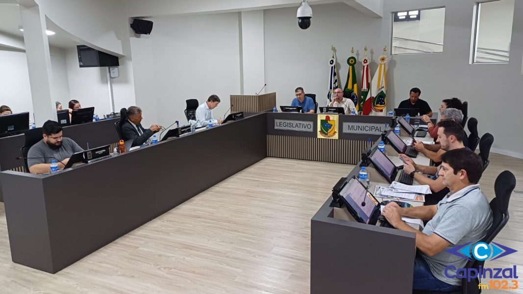 Câmara de Capinzal aprova reajuste temporário no subsídio do prefeito para evitar perdas salariais a médicos