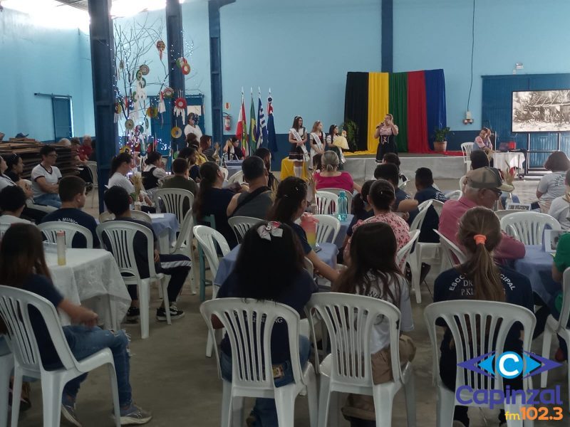 Encerramento de projeto cultural resgata tradições alemã e italiana na Escola Dr. Vilson Pedro Kleinubing