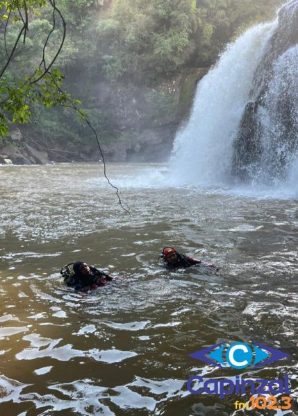Bombeiros localizam corpo de adolescente afogado em cachoeira de Videira