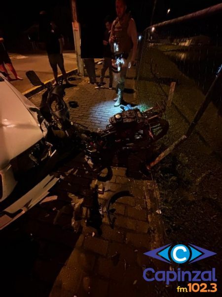 Acidente entre motoneta e automóvel deixa feridos em Campos Novos