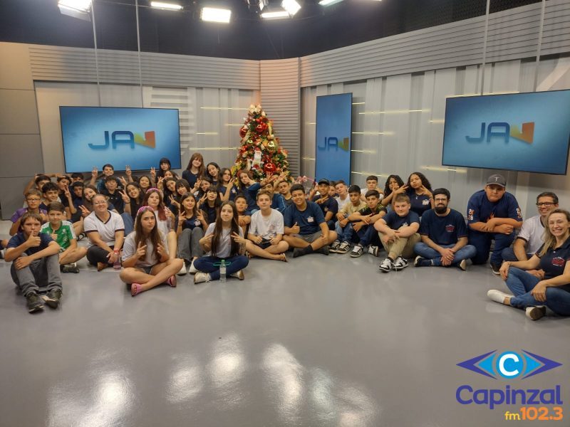 Estudantes dos 7ºs anos da Escola Dr. Vilson Pedro Kleinubing ampliam conhecimentos em roteiro educativo por Chapecó