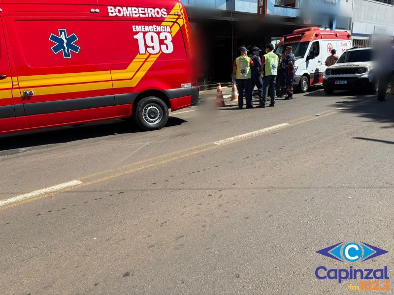 Homem morre após cair de terceiro andar enquanto fazia limpeza de fachada de hotel em Campos Novos