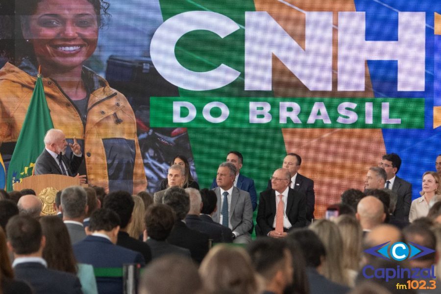 Governo Federal lança CNH do Brasil com curso gratuito e mudanças no processo de habilitação