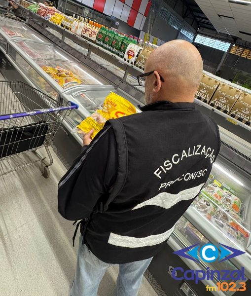 Procon de Abelardo Luz fiscaliza mercado após denúncia de peso divergente